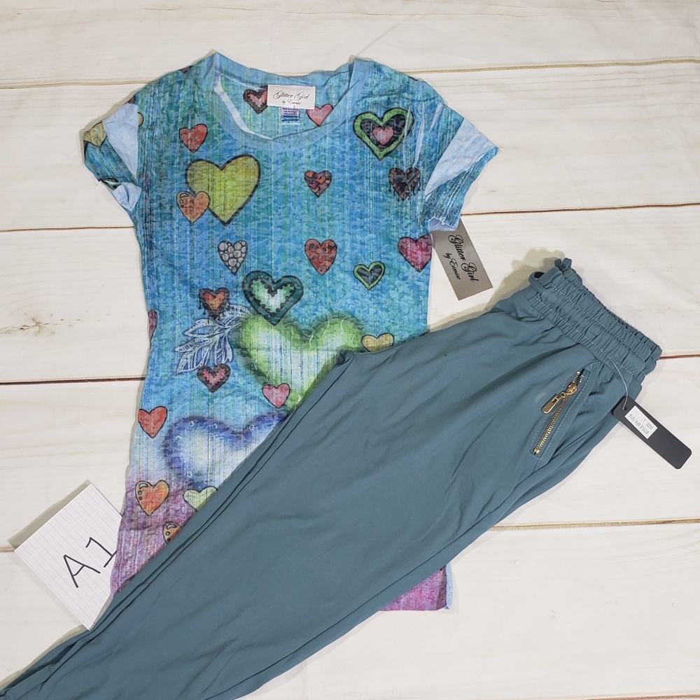 Short Sleeve T Shirt and Joggers